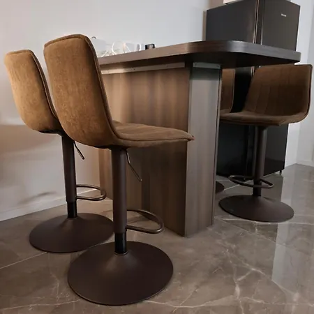 Fortyeight Luxury Apartment